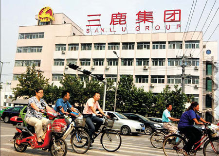 因三聚氰胺事件而倒掉的三鹿集團(tuán)，似乎成為中國(guó)&ldquo;毒奶粉&rdquo;的代名詞。