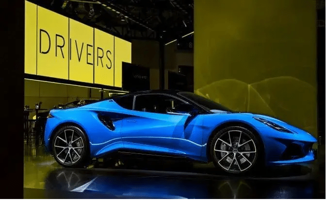 上海車展路特斯展臺(tái)活動(dòng)現(xiàn)場(chǎng)